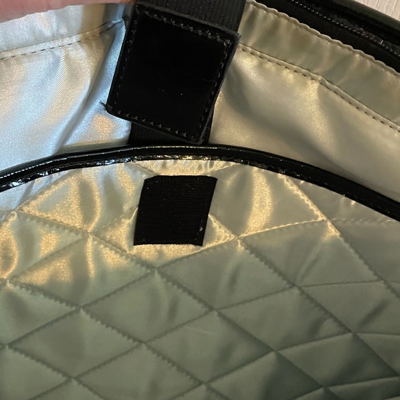 New black insulated tote - Picture 6 of 9